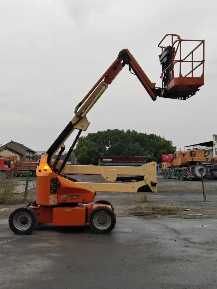 JLG E450AJ-4